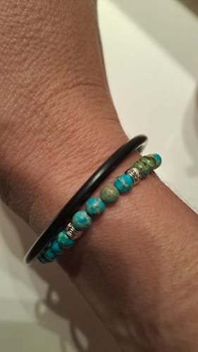 Customer photo review of Tibetisches Energie Armband - Blauer Jaspis