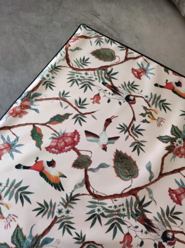 Customer photo review of 25 Momme Mulberry Silk Pillowcase Envelope – Printed Design, Skin Care