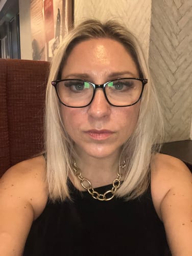 Customer photo review of Face Framing Layers / Clip In Extensions / Human Hair / 14 inches / 15 grams