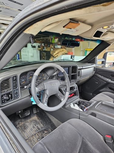 Customer photo review of Chevrolet Silverado 1500 2500 3500 Classic Avalanche Express Suburban Tahoe TrailBlazer 2001-2006