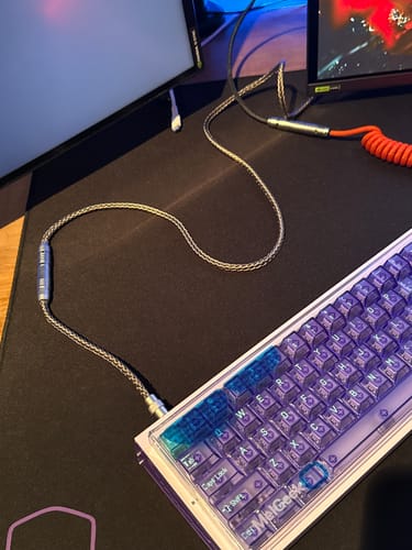 Customer photo review of MelGeek Handmade Silver Jacketed Monocrystal Copper Wire USB Cable