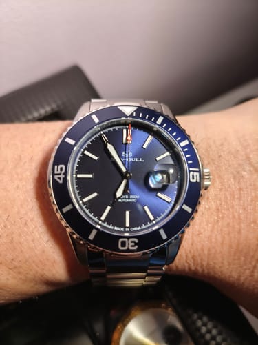 Customer photo review of Ocean Series 200m Waterproof Magnified Date Window Dive Watch 44mm