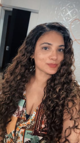 Customer photo review of Lace Front Tela HD Italia Castanho Luzes 33/22 Cacheada - Repartição Livre 13x4