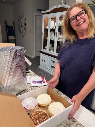 Customer photo review of OG Mini Cheesecakes 4" (Pack of 4)