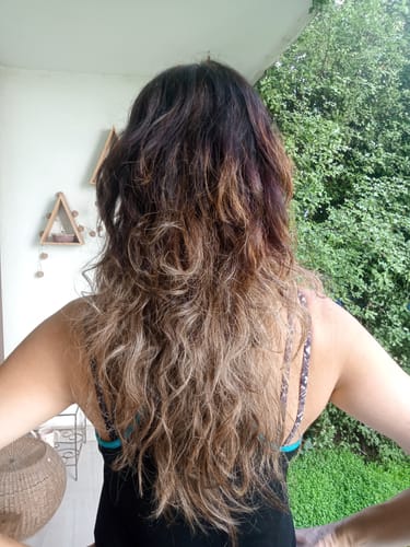 Reseña con foto de un cliente sobre Henna Jamila Hair - Cobrizo Natural y Duradero