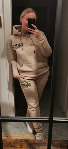 Customer photo review of Lifestyle Damen Jogginghose beige mit Stickerei by SAEBIS®