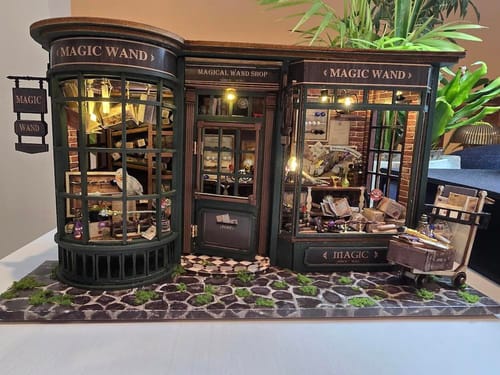Customer photo review of Magic Shop DIY Miniature House
