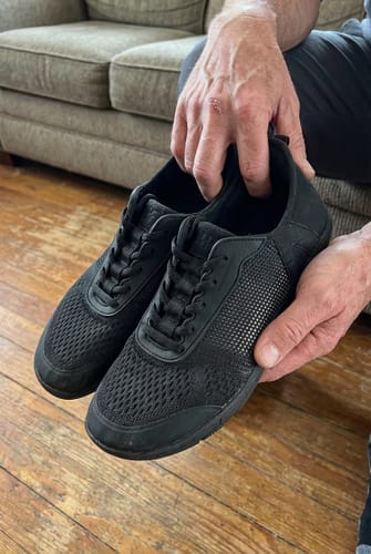 Customer photo review of HF Stride – Hands-Off & Ergonomic Barefoot Shoes