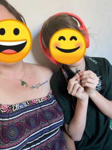 Customer photo review of Paua and Silver Kiwi Bird Necklace
