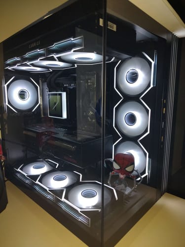 Customer photo review of Nollie FAN GC120 ARGB Cooling Fan Modular Stackable Splicing PWM Silent 120mm RGB Fans 26LED