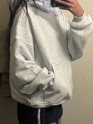 Customer photo review of Relaxed Oversized Hoodie