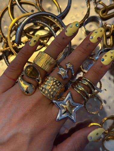 Customer photo review of Tiger’s Eye Eclipse 18k Gold Ring