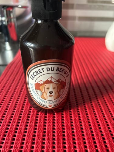 Customer photo review of Shampoing Sans Rinçage - Apaisant pour chien 🏔️