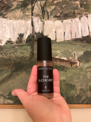 Customer photo review of THE ALCHEMIST HAIR & BODY MIST