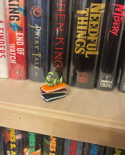 Customer photo review of Glass Bookworm 195