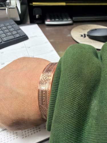 Customer photo review of Mens Masonic Bangle Pure Copper Bracelet - Magnetic