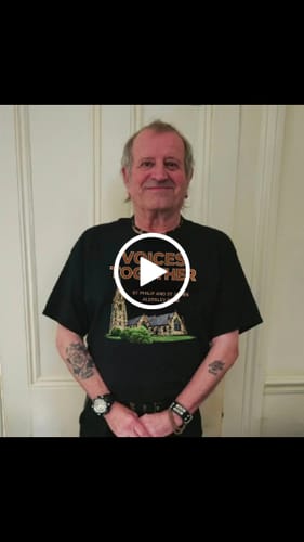 Customer video review of Unisex t-shirt
