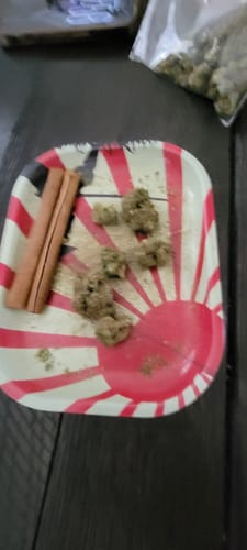 Customer photo review of Raspberry Kush - 28 Grams - Indica