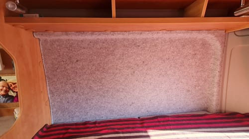 Customer photo review of Wollfilz selbstklebend für Camper