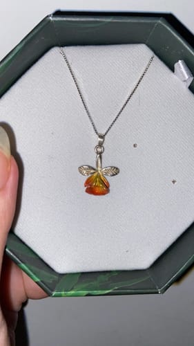 Customer photo review of Collar Orquídea Mini Rosa