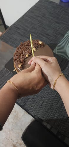 Customer photo review of Bar Layered Chain Bracelet