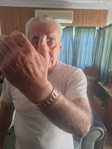 Customer photo review of Mens Copper Magnetic Bracelet TRIPLE Power