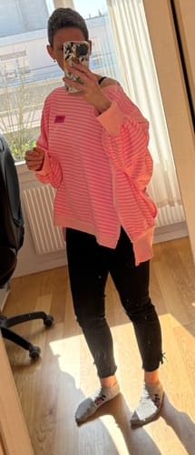 Customer photo review of Sweater Stripes Neon pink