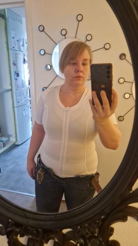 Customer photo review of Posture Shirt For Women - Zipper