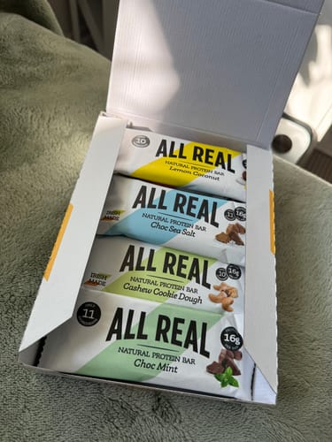 Customer photo review of Ultimate Variety Mixed Pack 50g x 12 bars