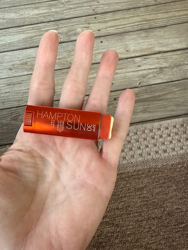 Customer photo review of SPF 30 Mineral Moisture Lip Balm