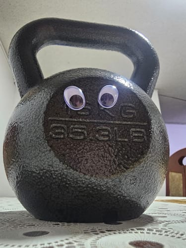 Customer photo review of Pesa Rusa o Kettlebell de Hierro Fundido