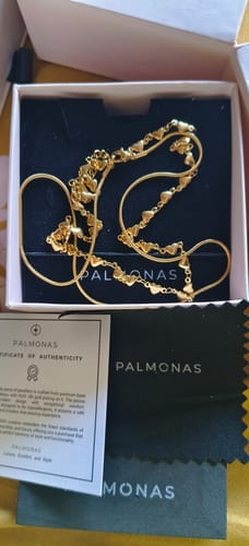 Customer photo review of Modern Heart Charm Jewellery Set