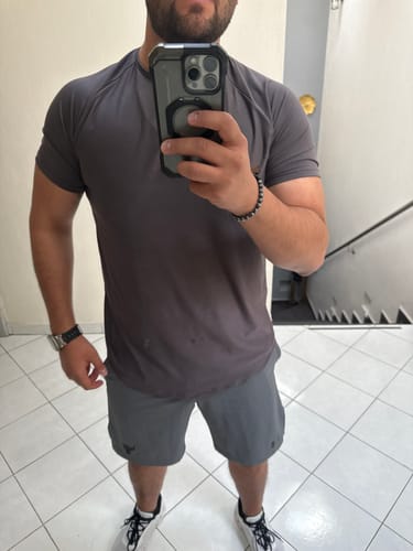 Customer photo review of Training Sport Tee - Oxford Gray