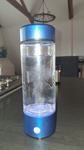 Customer photo review of Hypro® Waterstofwaterfles | Nu met gratis roestvrijstalen waterfles
