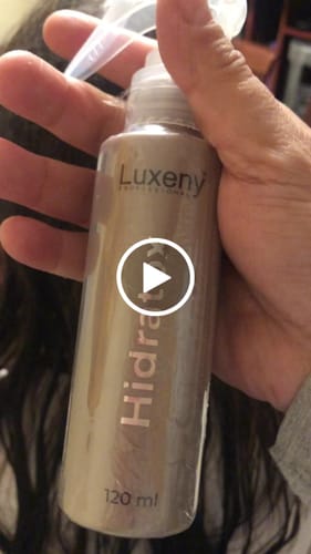 Customer video review of Hidratox, tratamiento efecto bótox capilar instantáneo