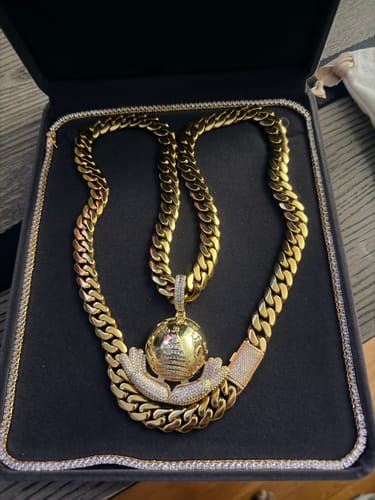 Customer photo review of 8-22mm Solid 18k Miami Cuban Link Chain w/Iced Clasp
