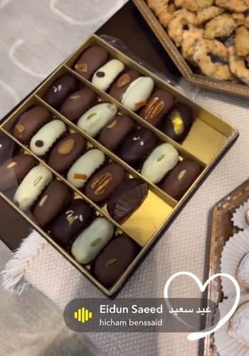 Customer photo review of Signature Date Set