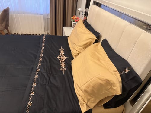 Customer photo review of Brode Saten Çift Kişilik Nevresim Takımı Gloria Gold