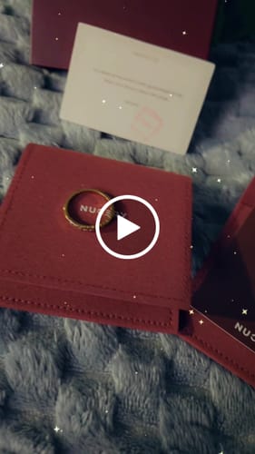 Customer video review of Mama's Embrace