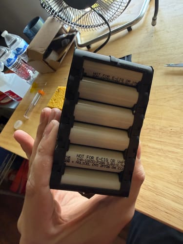 Customer photo review of Molicel P28A 18650 2800mAh 35A Battery