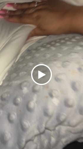 Customer video review of MarshMellow Comforter