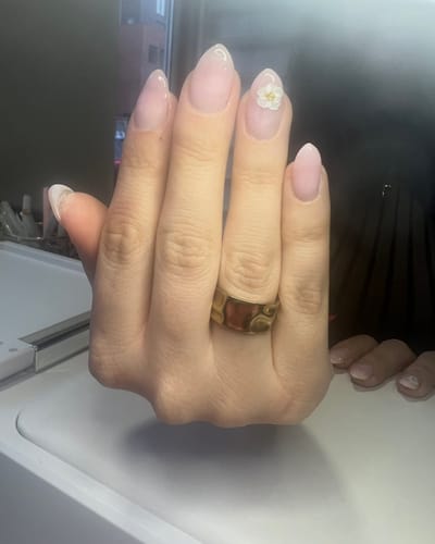 Customer photo review of Rubber base, light Rose , 10ml