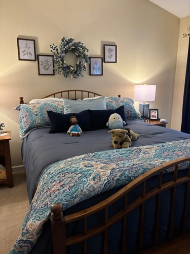 Customer photo review of Mellow Cloud Cooling Pillowcase