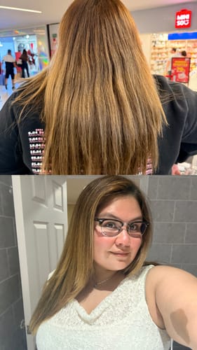 Clienta muestra el antes y después de su pelo con el Spray Bifásico. Pasa de verse pajoso a suave y brillante.