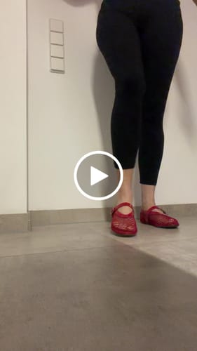 Customer video review of Alaia 25 Laminated Fishnet Ballet Flats Red Lambskin 576443