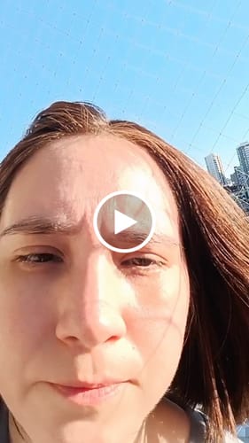 Reseña con vídeo de un cliente sobre Tinte 100% Natural - Castaño Claro