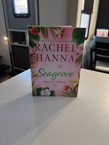 Customer photo review of Seagrove 2 Special Edition Hardcover (+ AUTHOR-SIGNED BOOKPLATE)