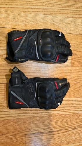 Customer photo review of ATLANTIC GORE-TEX GLOVES