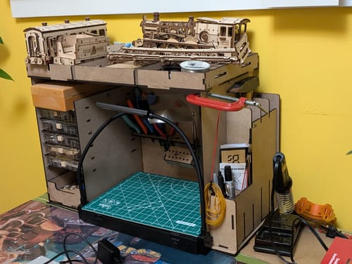 Reseña con foto de un cliente sobre Mueble taller organizador