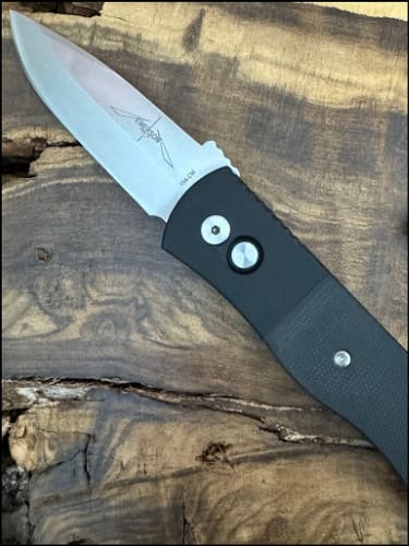Customer photo review of CQC‑7 Pro‑Tech x Emerson Collab – 3.25″ Spear Point CPM‑20CV Blade, Aluminum Handle, Button Lock – Made in USA (PTKE7A0120CV)